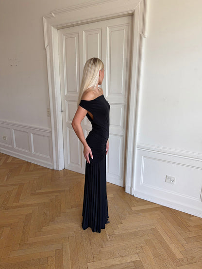 Sofia off shoulder dress - Black