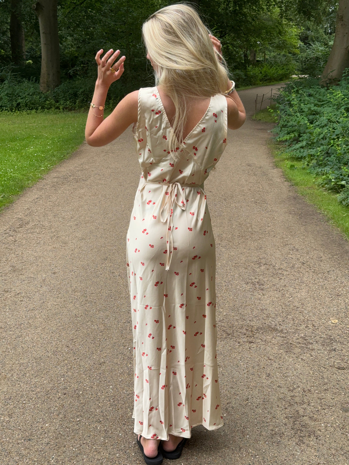 Marielle dress with flowers - Beige