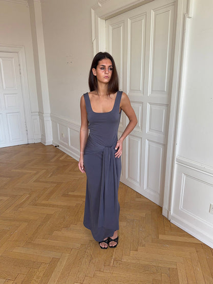 Mia dress with tie detail - Grey