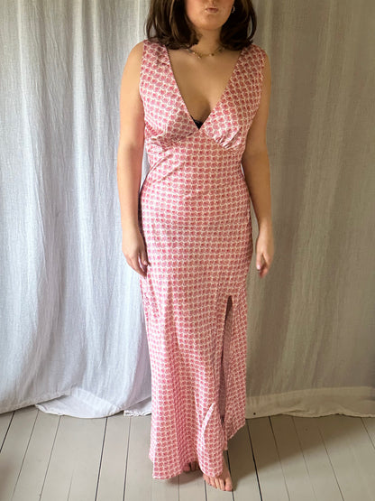 Marielle dress with clam pattern