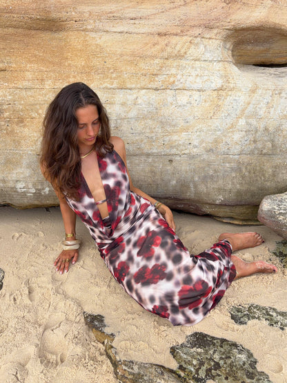Columbine maxi dress  - White/brown with red flowers