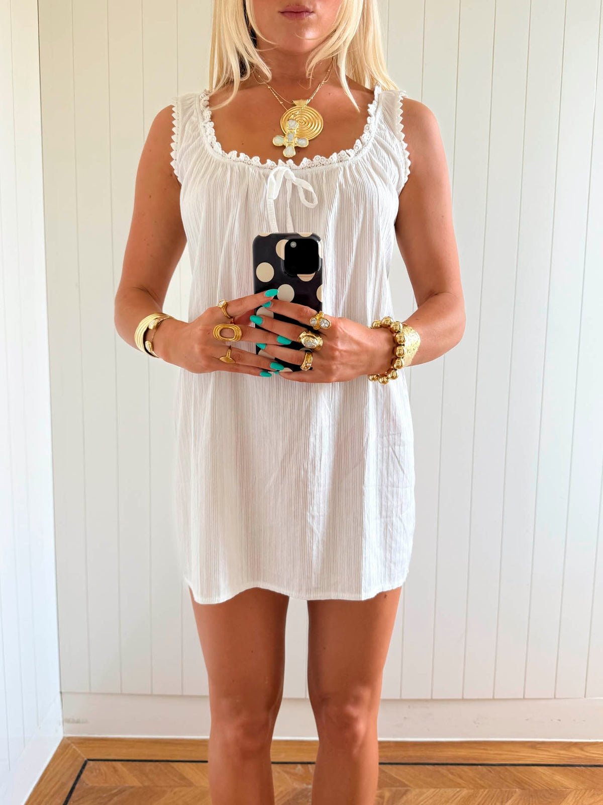 Scandivv mini dress with ruffle details - White