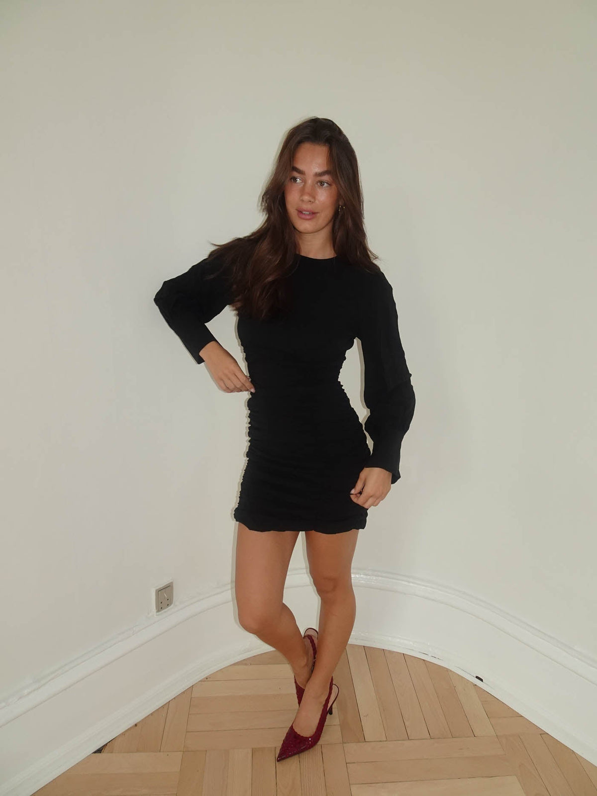 Anna Olympia scrunch dress - Black
